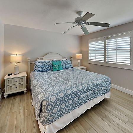 Estero Island Beach Villas 204 Fort Myers Beach Bagian luar foto