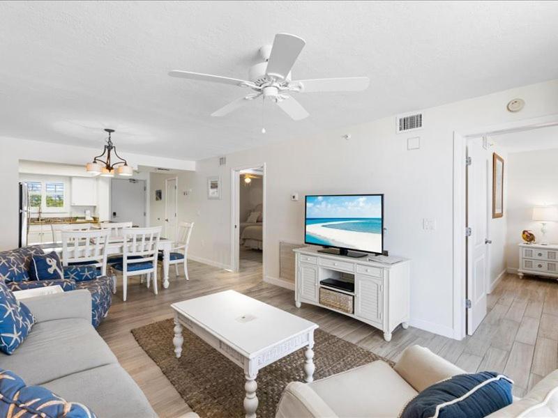 Estero Island Beach Villas 204 Fort Myers Beach Bagian luar foto